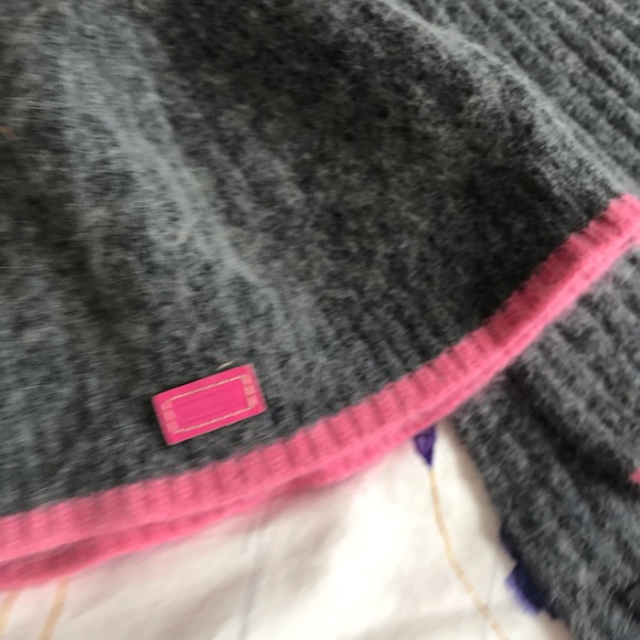 Coach hat and scarf - Picture 5 of 5